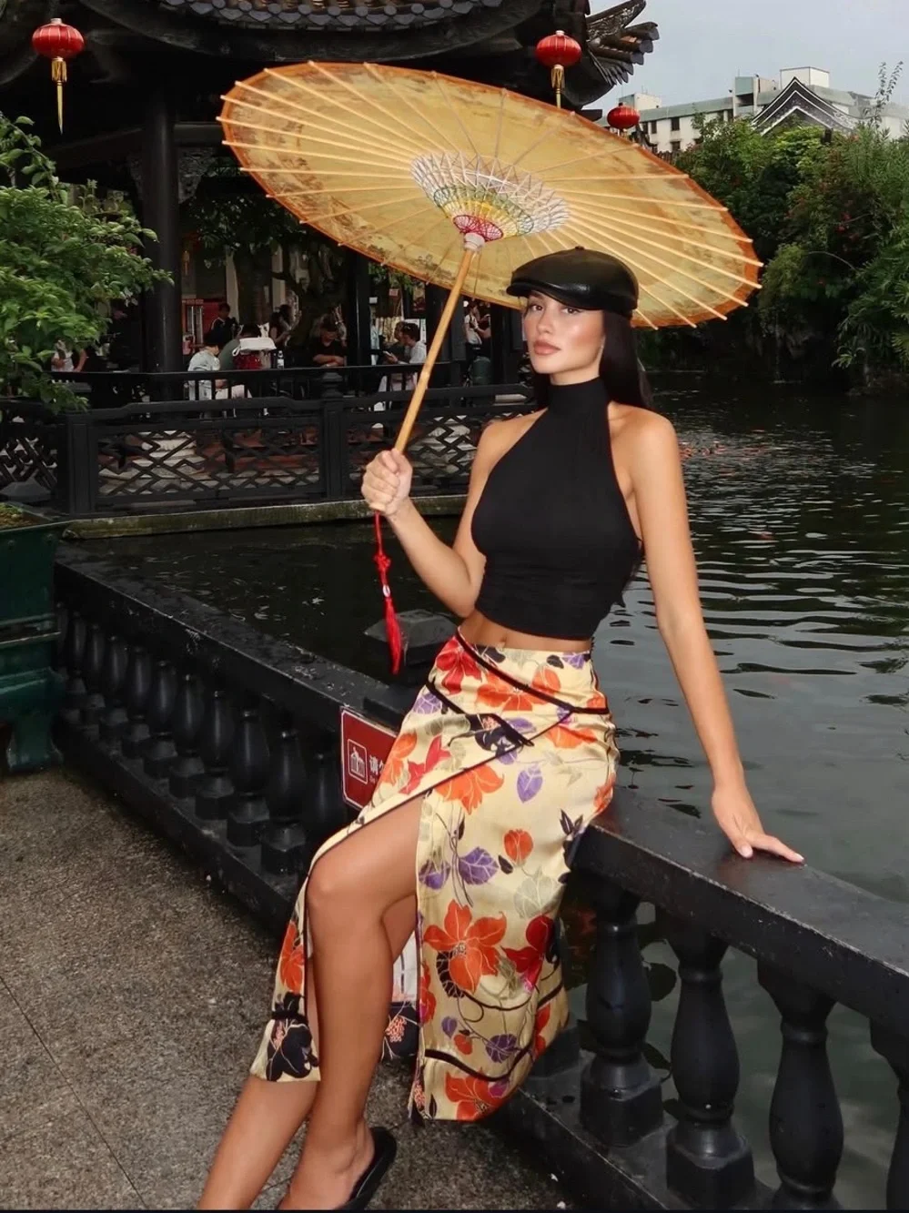 Zara floral midi skirt